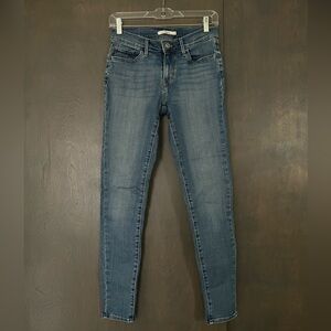 Levi’s 710 super skinny jeans